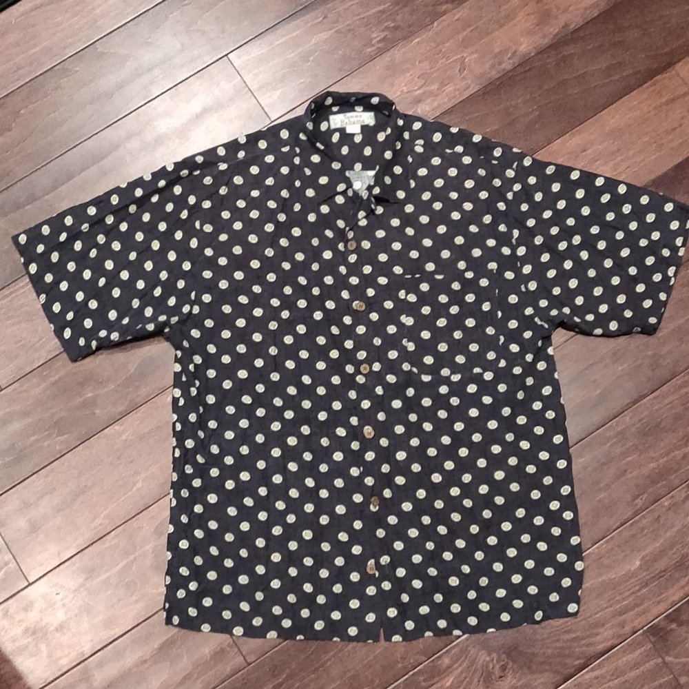 Tommy Bahama 100% Silk Short Sleeve Button Down Shirt Men's SIZE MEDIUM